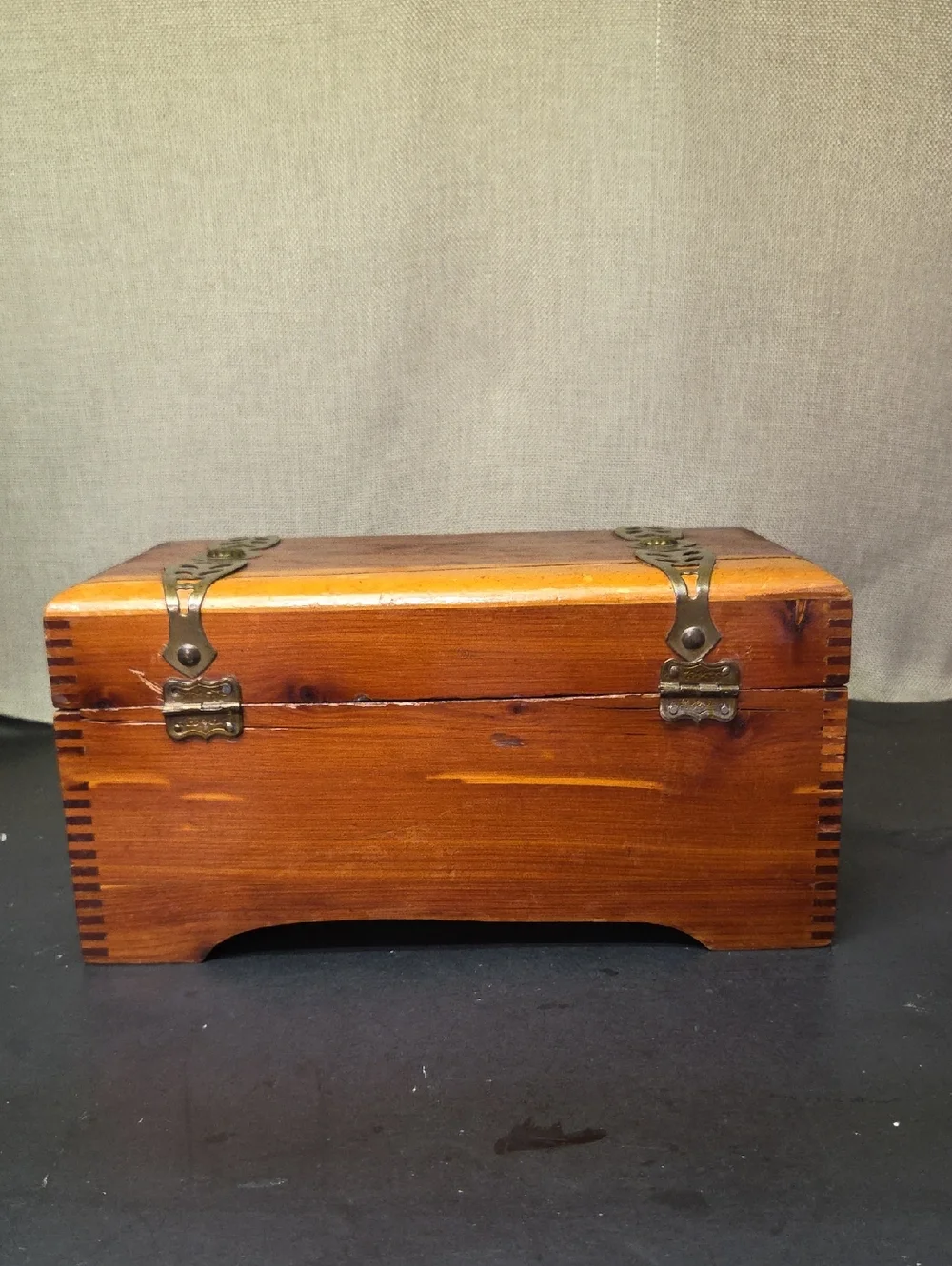Vintage Jewelry Box Cedar Souvenir Trinket Box. Balsa Wooden Box‎